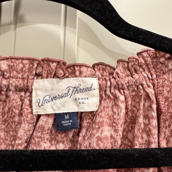 Universal Thread Pink Blouse - Picture 2 of 2